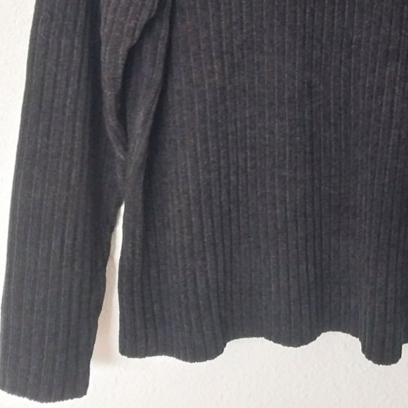 Nomadic Traders Chenille Turtleneck Sweater - Picture 6 of 7
